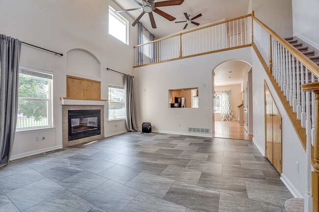 Elegant 3-Bedroom, 3-Bath Home in Prestigi... - Elegant 3-Bedroom, 3-Bath Home in Prestigi...