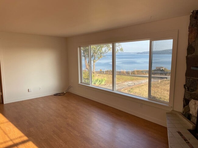 Photo - George, M (1332 Penn Cove Road) Unit A