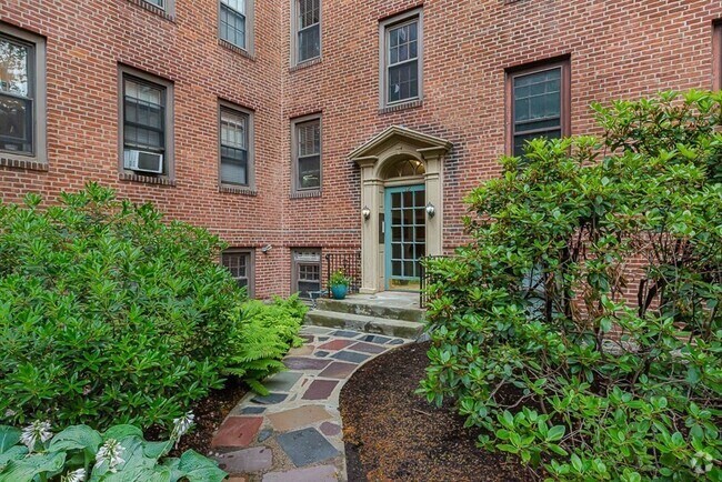 Building Photo - 12 Ware St Unit B Rental
