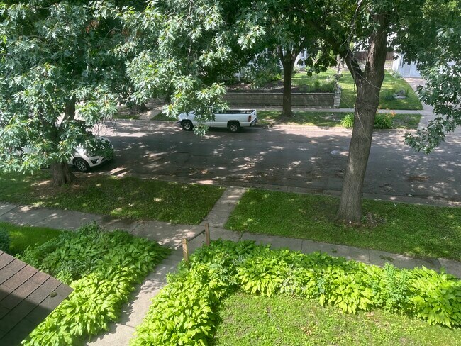Photo - 2000 Carroll Ave Unidad 2