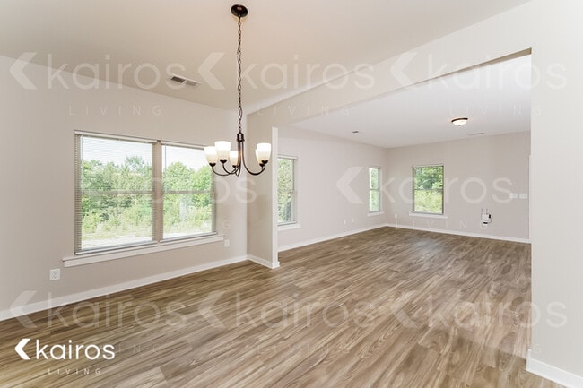 Photo - 161 Bates Ln