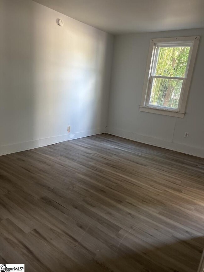 103 N Bell St Rental For Rent in Clinton, SC