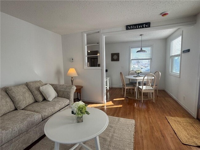 Photo - 7 White Cap Rd