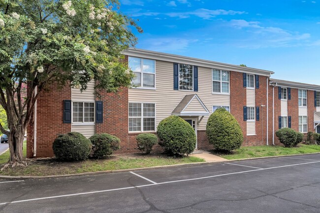 Building Photo - Linden at Forest Hill Rental