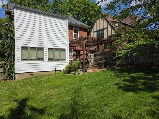 Photo - 7264 Northmoor Dr