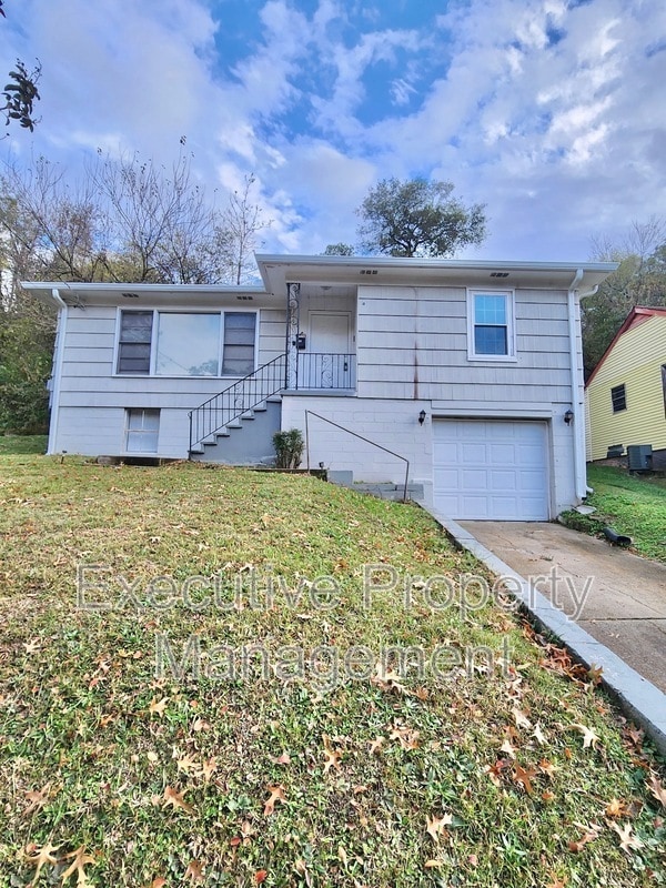 Photo - 1633 29th St SW