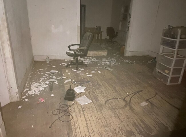 Photo - Handy Man Special! $$