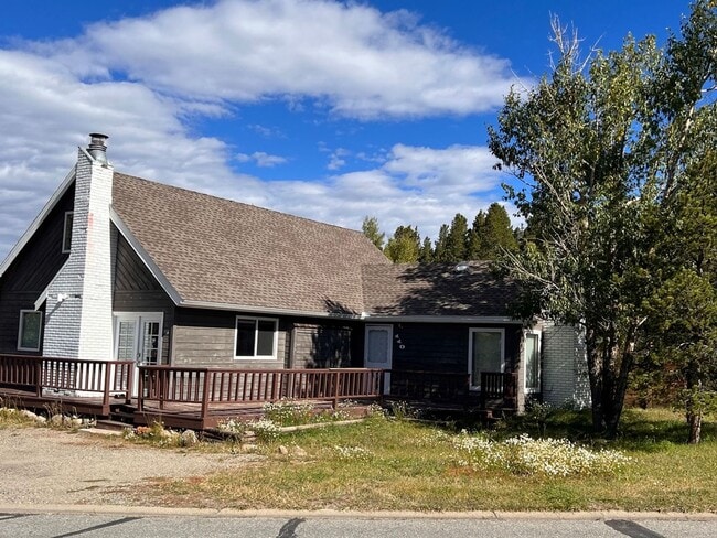 Photo - 110 Reliance Dr