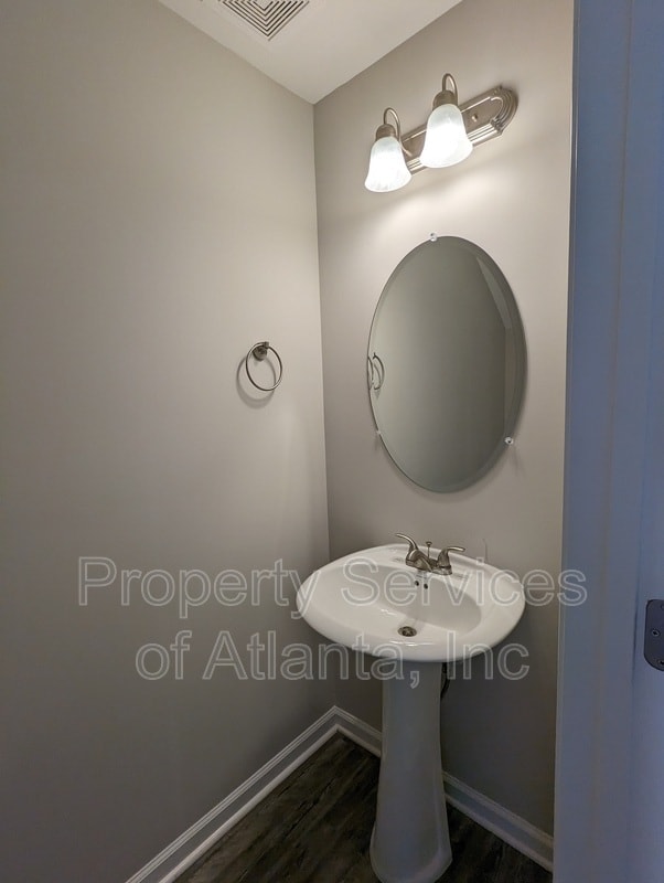 Photo - 4443 Pinscher St