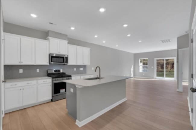 Photo - Stylish Living with Convenience at Your Doorstep