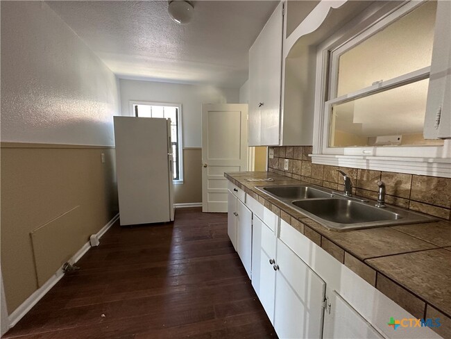 Photo - 726 E Humphreys St