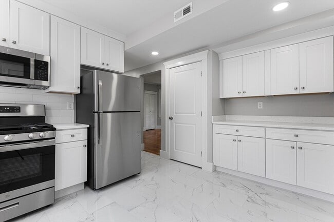 Photo - 64 Bakersfield St Unit 3