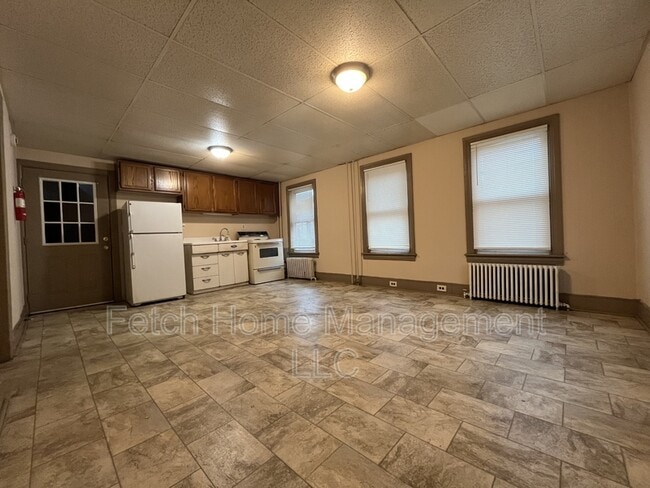 Photo - 521 Lehman St