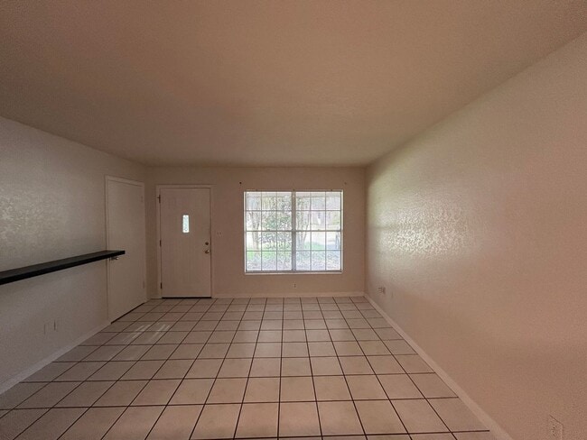 4601 NW 29th Ter