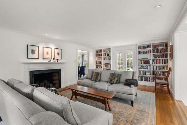 Photo - 205 Brattle St