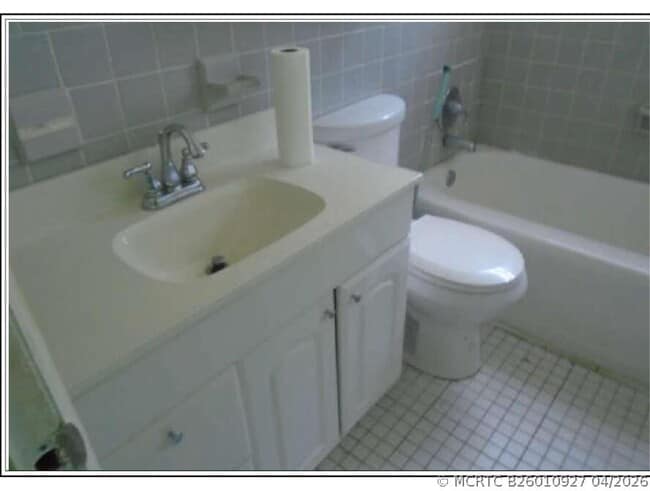 8657 64th Ct