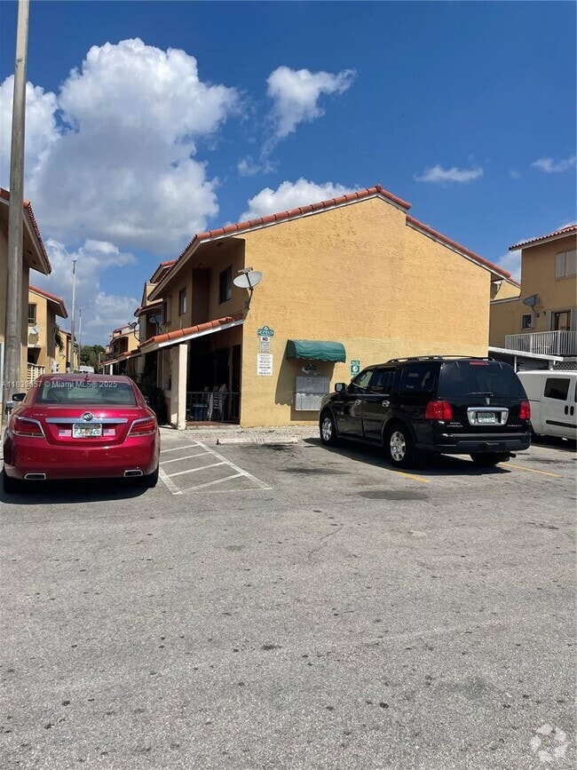 Building Photo - 2765 W 61st Pl Unit 202 Rental