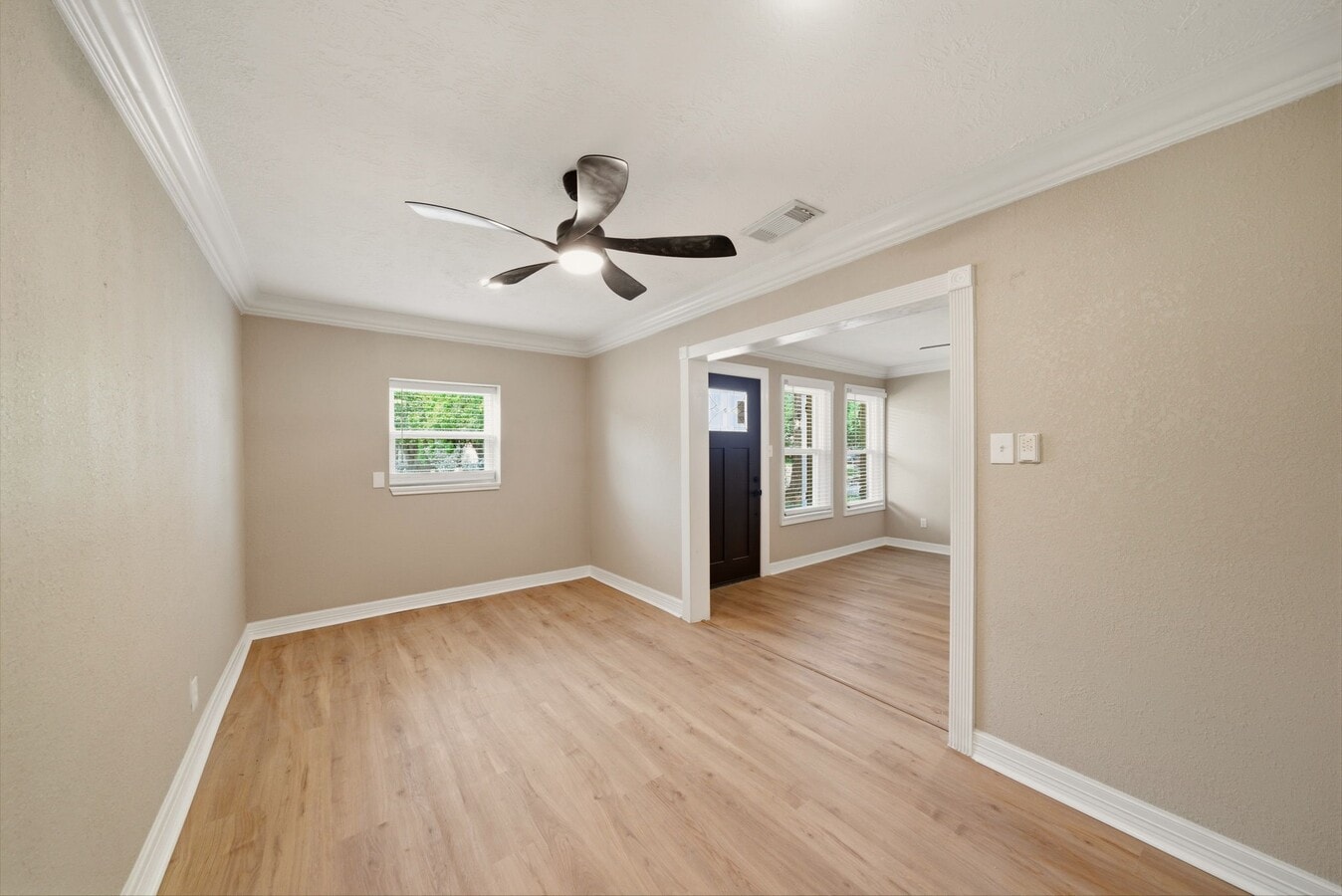 Photo - 417 13th Ave N