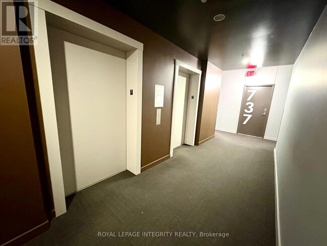 Photo - 340 McLeod St Unité 742