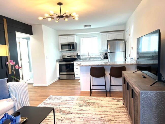 Photo - Harvard Apartments