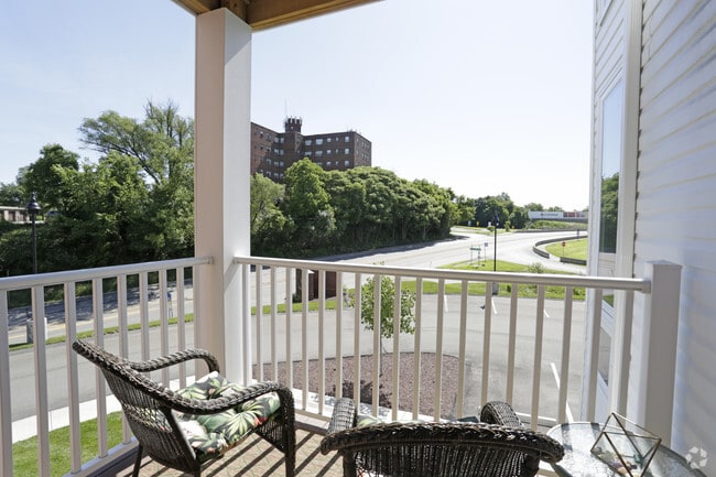 2BR - Balcony