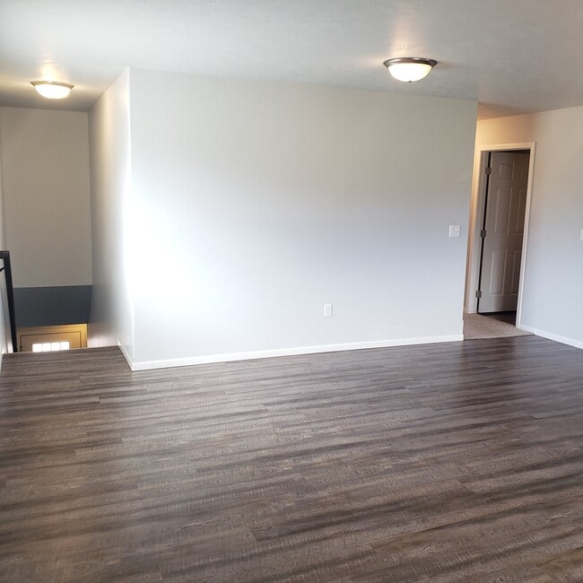 412 N Sioux Blvd Unit 12