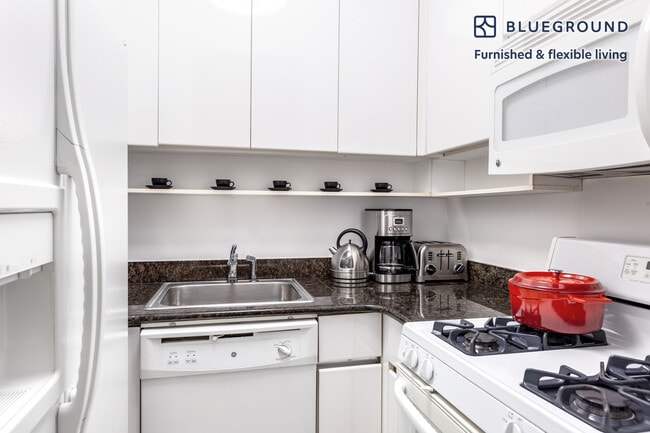 Photo - 150 E 57th St Unidad FL20-ID465