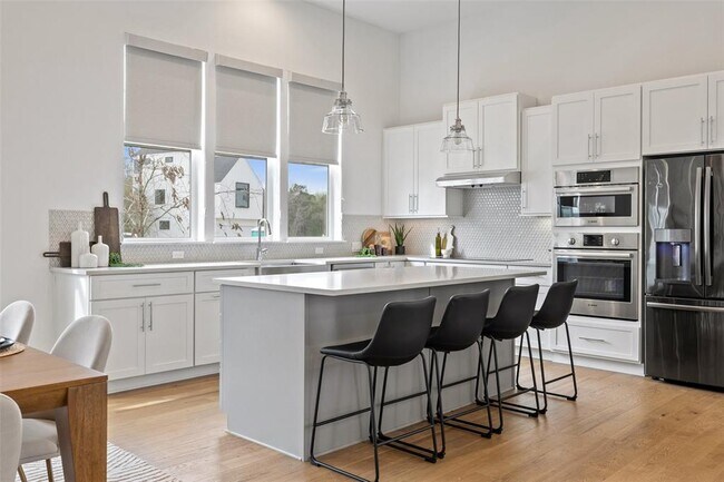 Building Photo - 4400 Night Owl Ln