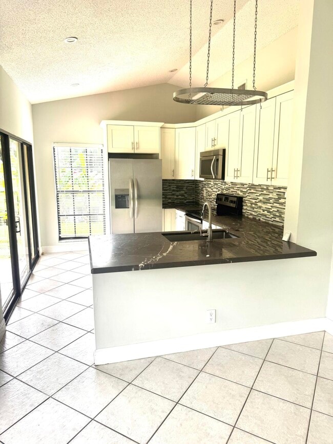 Photo - 1732 Shoreside Cir