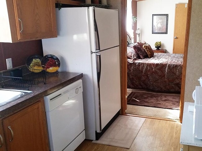 Photo - 124 Partridge Ln