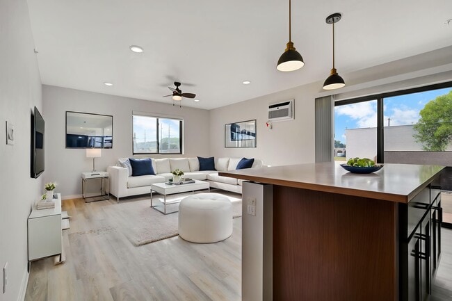 Hobart Drive Apartments