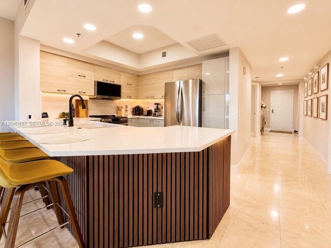 Photo - 15051 Royal Oaks Ln