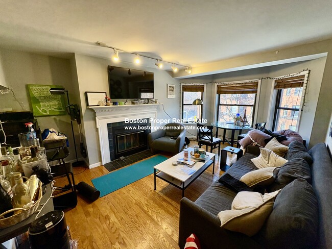 Photo - 50 Saint Stephen St Unit 6