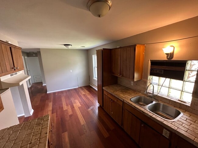 Building Photo - 5302 N 47th St Rental