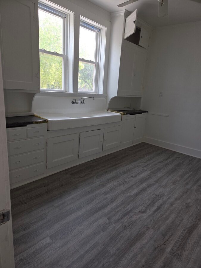 Photo - 138 N Main Street Apt B Unidad Upper