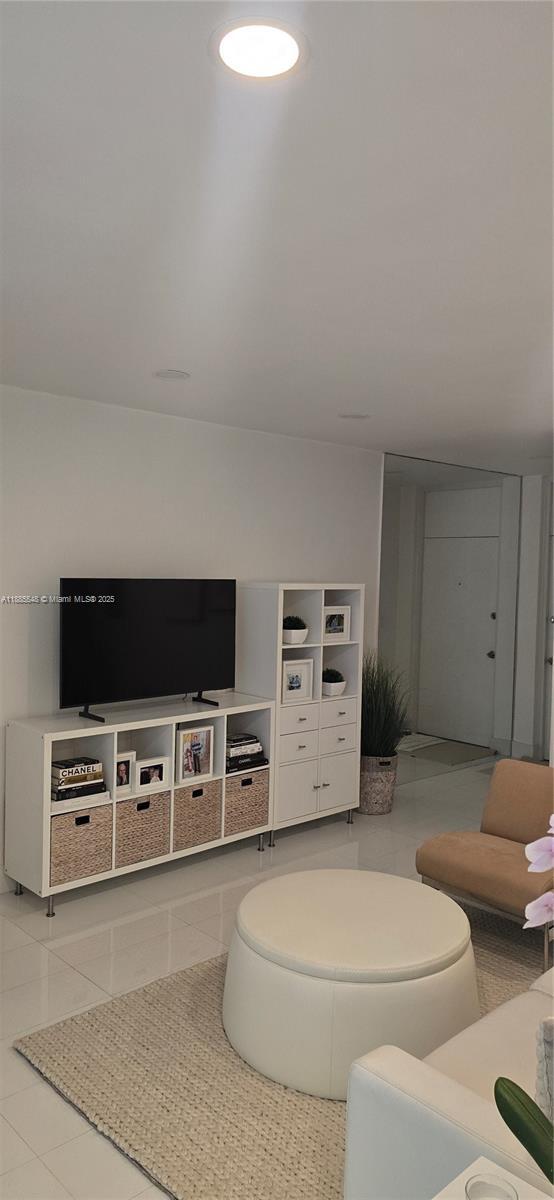 Photo - 2539 S Bayshore Dr Unit 117A