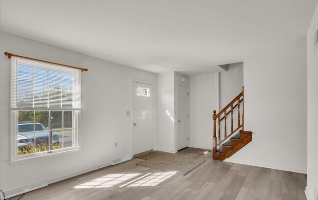 Photo - 653 Park Ridge Dr