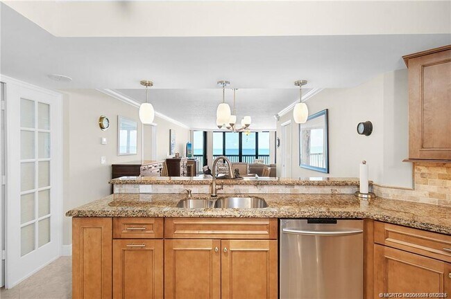 Photo - 9550 S Ocean Dr Unit 705