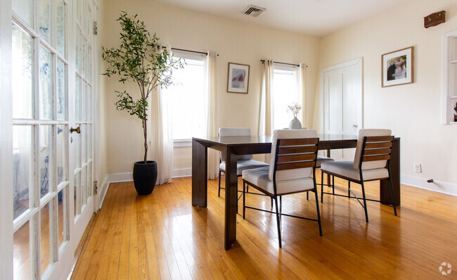 Building Photo - 503 Washington St Unit 3 Rental