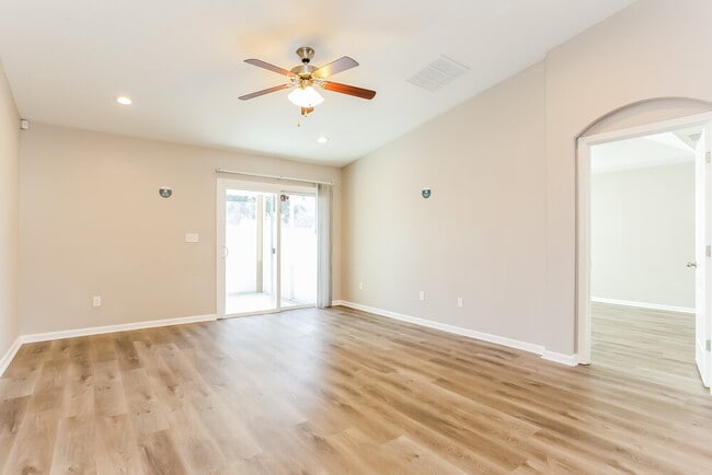 Photo - 9408 Wordsmith Way