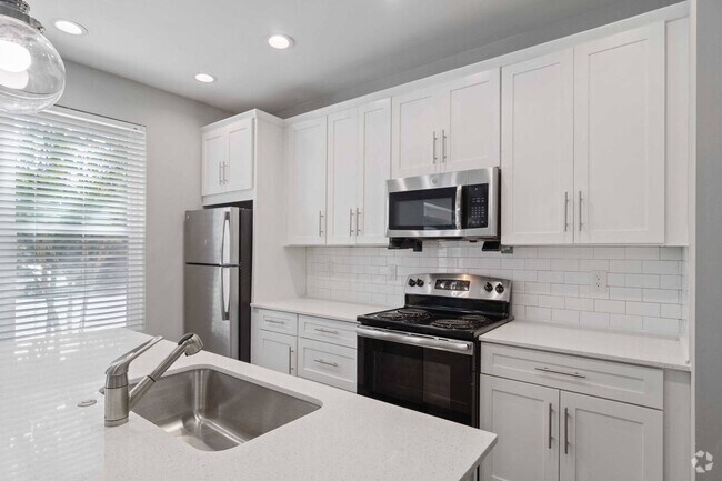 Building Photo - Mirador at Peachtree Rental