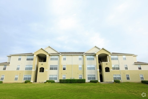 Building Photo - Kinwood Apartments