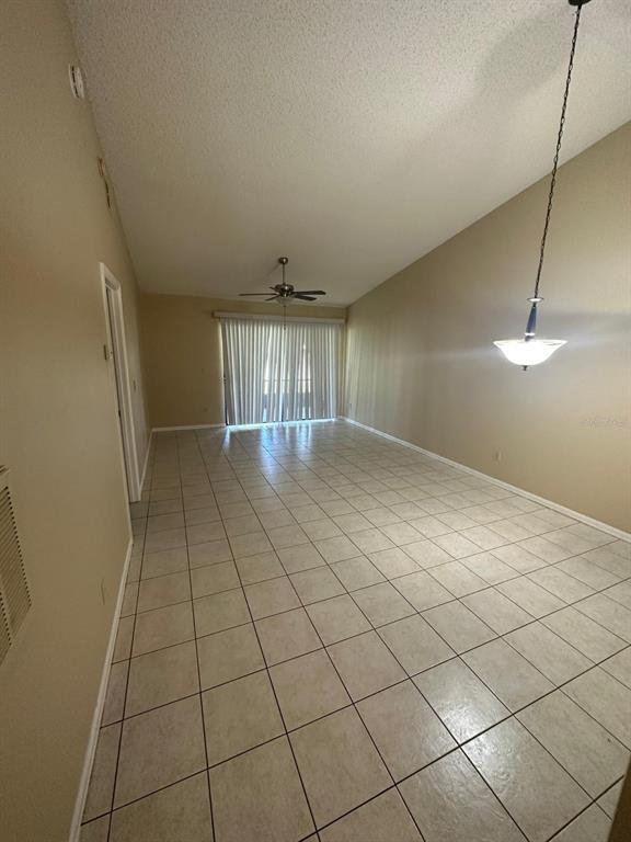 Photo - 30 Silver Falls Cir