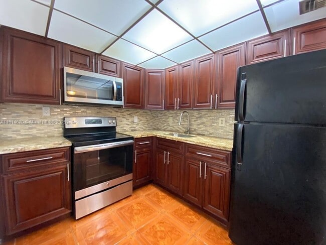 Photo - 15600 NW 7th Ave Condo Unit 520
