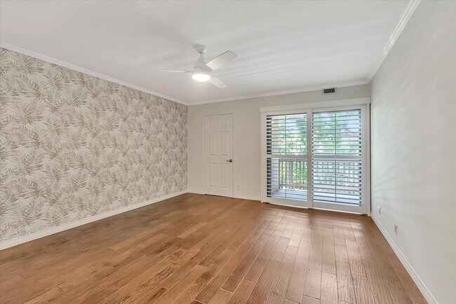 Photo - 8512 Tuscany Ave Unit 303