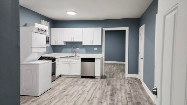 Photo - 3662 S Paulina St Unidad 1F