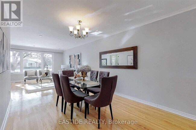 Photo - 131 Roywood Dr