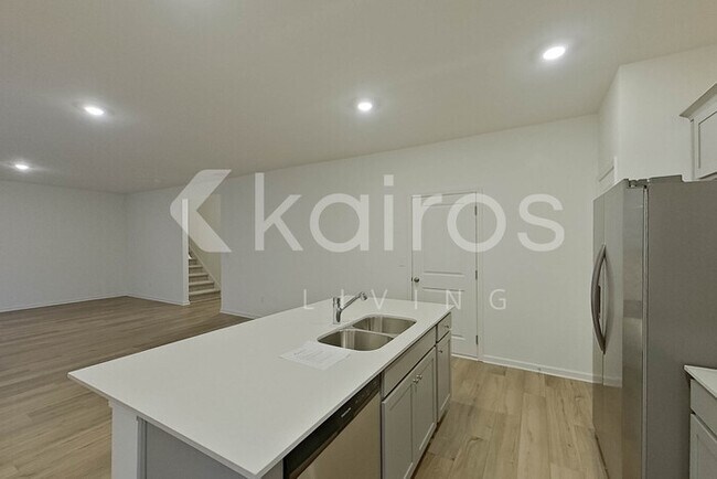 Photo - 218 Birch Ave