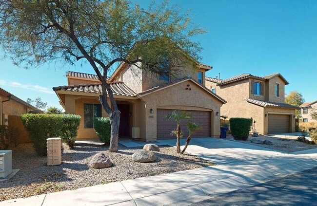 Photo - Very nice home in highly sought after location!