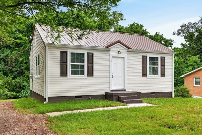 Photo - 2 Bedroom Home For Rent Near APSU!